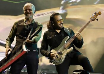 Caifanes emociona a 65 mil personas en una noche inolvidable