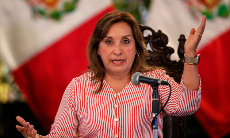 Cambios en el gabinete de Dina Boluarte: 4 ministros nombrados