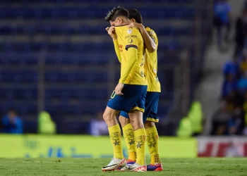 Lesión deja a Diego Valdés fuera del Clásico Nacional contra Chivas