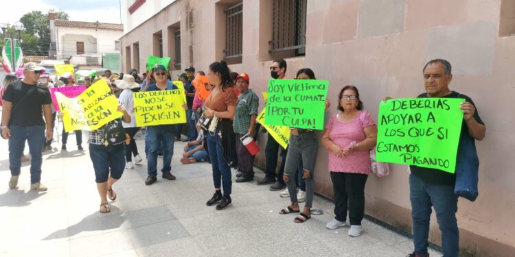 Piden al gobernador apoyo para regularizar asentamiento