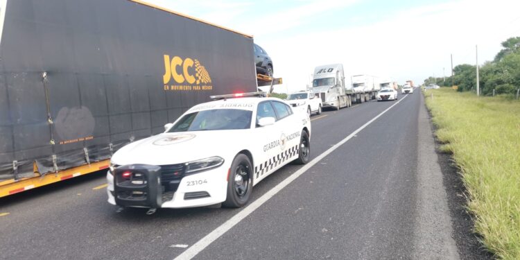 Trabajadores del Poder Judicial cierran carretera a Zaragoza