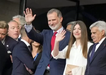 Excluyen al Rey de España para toma de protesta de Claudia