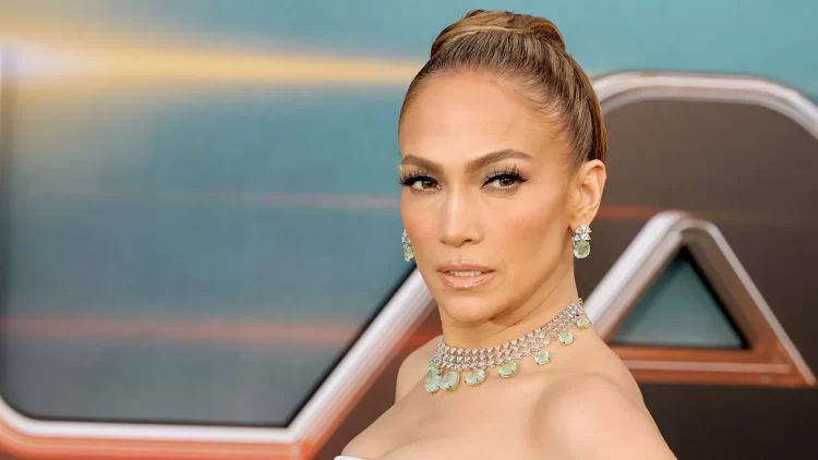 Jennifer Lopez se muestra feliz y despreocupada después de su separación