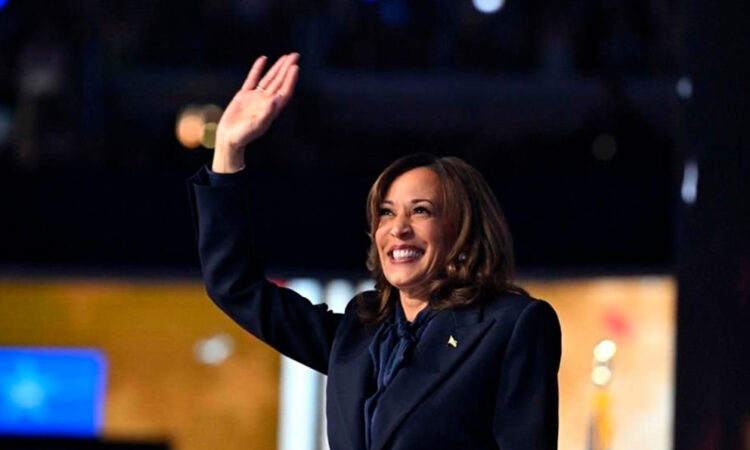 Harris lidera por 2 puntos antes del primer debate con Trump