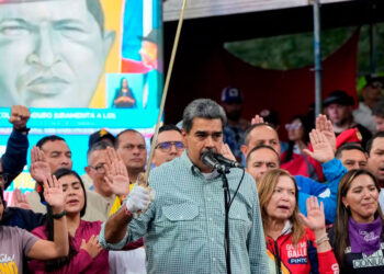 Corte Penal Internacional recibe petición para arrestar a Maduro