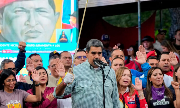 Corte Penal Internacional recibe petición para arrestar a Maduro