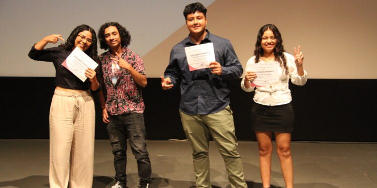 Destaca la UAT con primeros lugares en el Concurso Estatal Transparencia