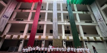 Visitan 3 mil estudiantes exposición “Historia en Transformación”