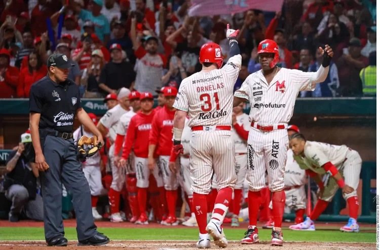 Diablos Rojos ganan 17-0 a Sultanes y toman ventaja en la Serie del Rey
