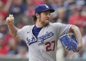 Trevor Bauer será el abridor en el Juego 3 de la Serie del Rey