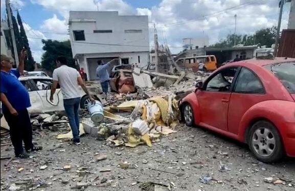 Exolosión en vivienda deja dos muertos