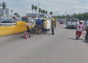 Vuelca Didi: madre e hijo lesionados