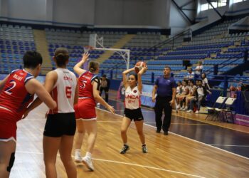 Victorenses brillan en el triunfo de Selección Mexicana de Básquetbol