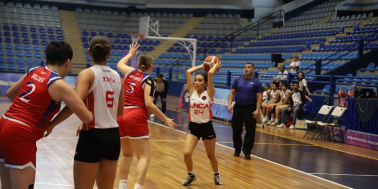 Victorenses brillan en el triunfo de Selección Mexicana de Básquetbol