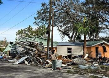 Suman 89 muertos por “Helenne” en EEUU