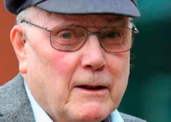 Kenneth Cope, estrella de Coronation Street, muere a los 93