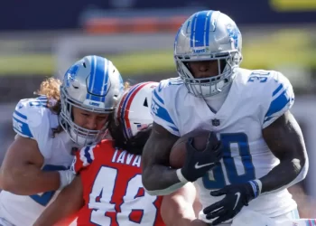 Detroit gana en tiempo extra 26-20 a los Rams