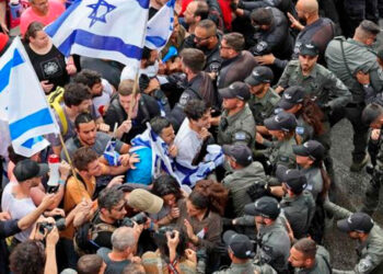 Protestas masivas en Israel piden fin del conflicto en Gaza