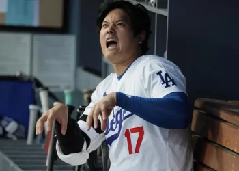 Ohtani y Hernández festejan al estilo Dragon Ball en la MLB