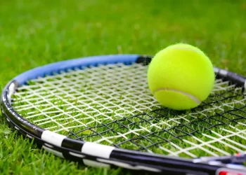 Red de amaño de partidos lleva a la suspensión de tenistas mexicanos