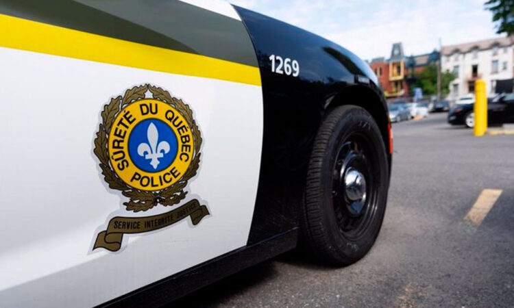 Tres muertos en ataque con arma blanca en mezquita en Canadá