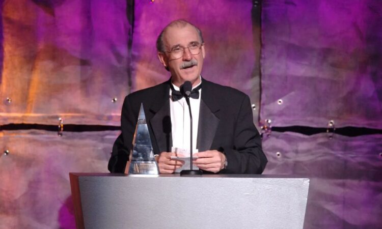 Muere Will Jennings, creador de éxitos icónicos del cine y la música