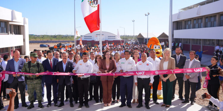 Inauguran la Preparatoria UAT Nuevo Laredo