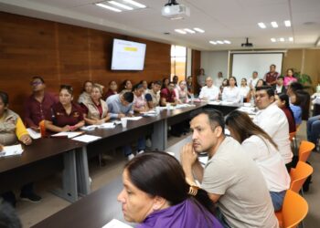 Capacitan a promotores de Bienestar de Tamaulipas en acciones contra el dengue