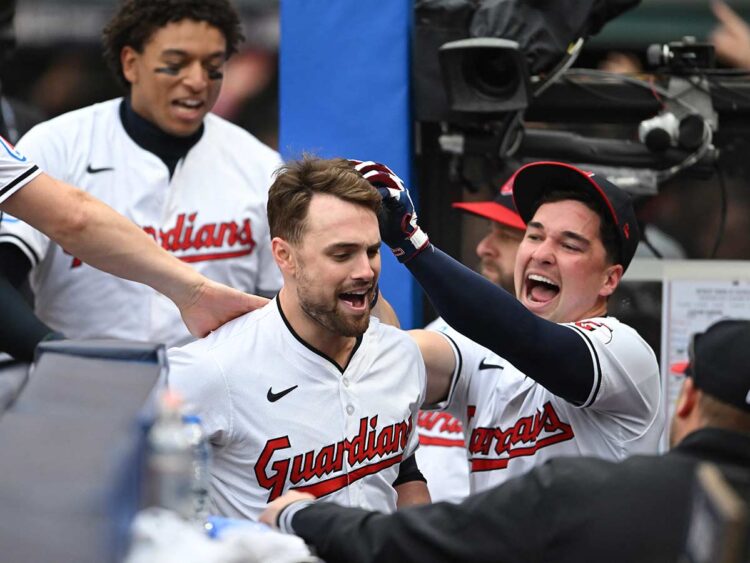 Guardianes apagan la magia de Tigres; a la Serie de Campeonato