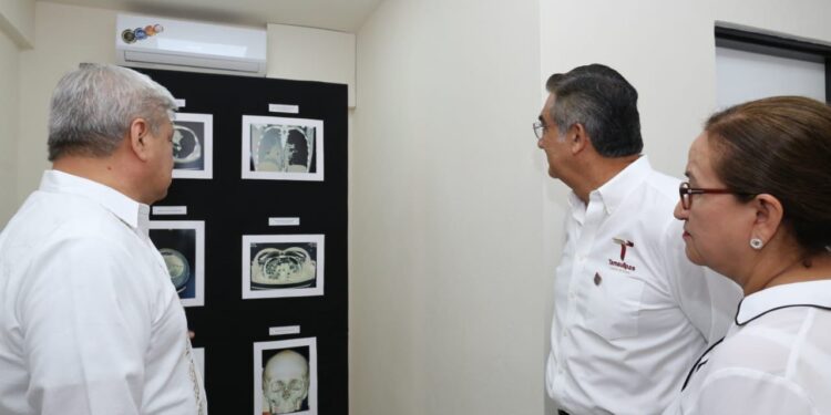 Entrega Américo tomógrafo al Hospital Infantil de Tamaulipas