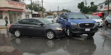 Encontronazo vehicular en el “Crucero de los Tamales” en Cd. Victoria