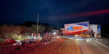 Un muerto y dos heridos en choque carretero en ruta Victoria-Tampico