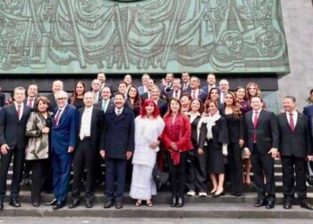 Asiste gobernador de Tamaulipas Américo Villarreal a toma de posesión de Claudia Sheinbaum