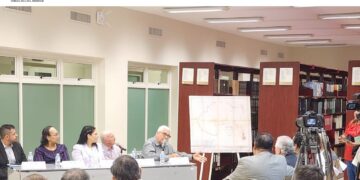 Entrega la UAT documento histórico a la Autónoma de Nuevo León