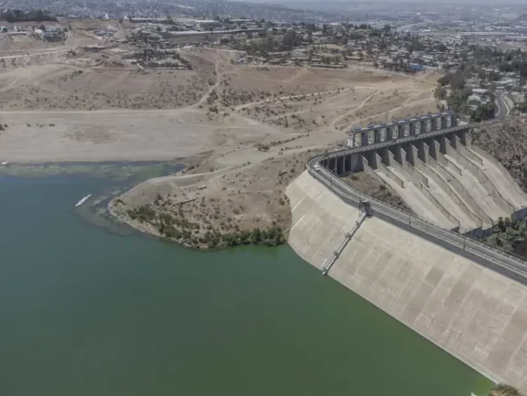 Claudia Sheinbaum presenta plan para enfrentará la crisis hídrica de México