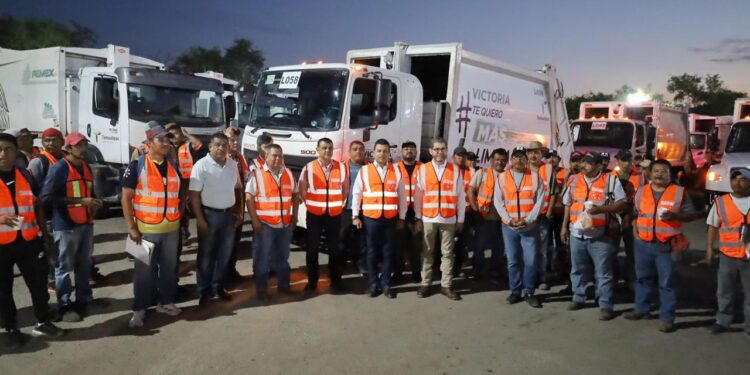 Eduardo Gattás visita campamentos municipales en el arranque de su segunda administración