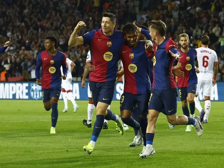 Barcelona arrolla al Sevilla y llegará como líder al Clásico