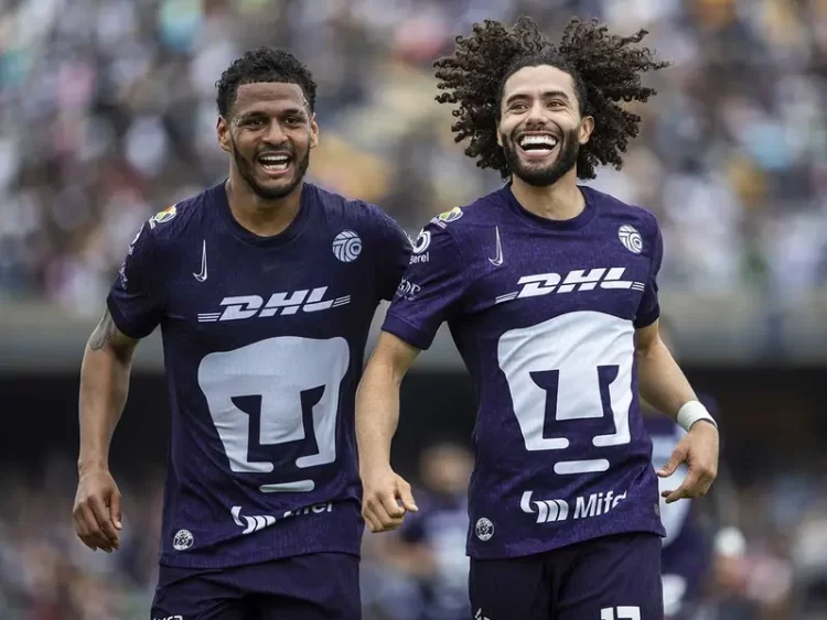 Pumas sigue en plan grande y golea 3-0 en casa a San Luis