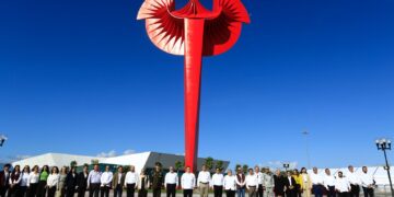 Inaugura Américo Villarreal rehabilitación del Águila del Parque Bicentenario en Cd. Victoria