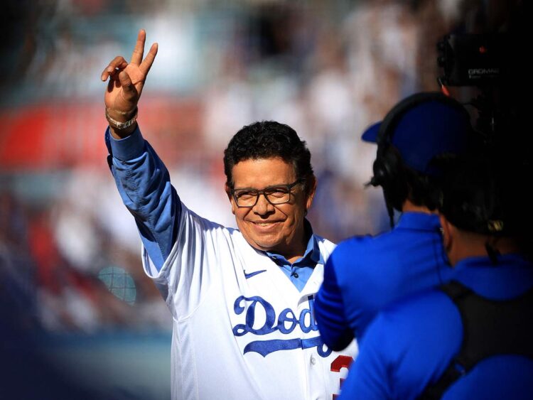 Homenajearán a Fernando Valenzuela en Juego 1 de la Serie Mundial