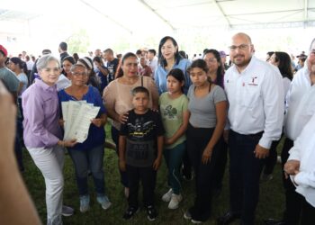 Acercaron servicios y asesorías gratuitas en la brigada “Transformando Familias” en San Fernando