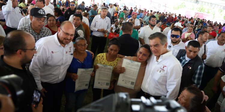 Acercaron servicios y asesorías gratuitas en la brigada “Transformando Familias” en San Fernando