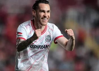 ‘Canelo’ Angulo comanda goleada de Toluca sobre Necaxa