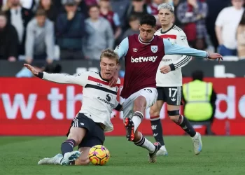 West Ham y Edson Álvarez agudizan la crisis del Manchester United