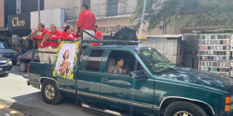 Locatarios del Mercado Argüelles ofrecen misa por el Día de San Judas Tadeo