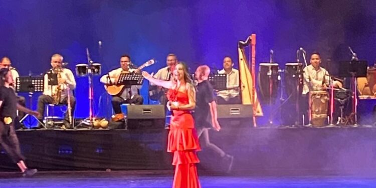 Llegan música, danza y ritmo colombianos al teatro de Victoria en Festival en la Costa del Seno Mexicano