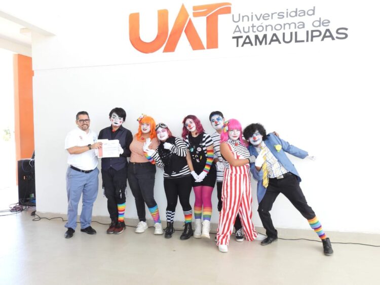 Preparatoria No. 3 de la UAT festeja el once aniversario de su fundación