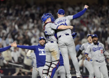Dodgers gana quinto partido 7-6 a Yankees y conquista Serie Mundial 2024 en el Bronx!