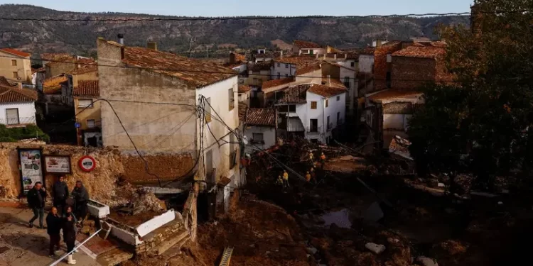 Inundaciones en España dejan 62 muertos y devastación en varias regiones