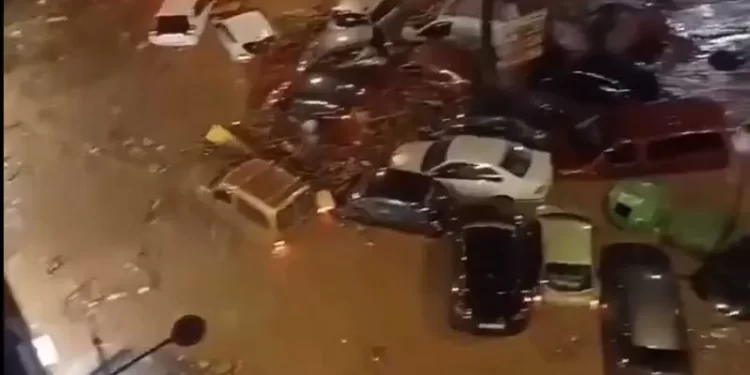 Inundaciones en España dejan 62 muertos y devastación en varias regiones